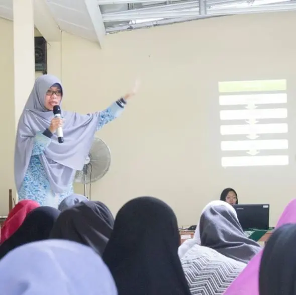 Bagaimana Hukum Guru Non Muslim Mengajar di Sekolah Muhammadiyah