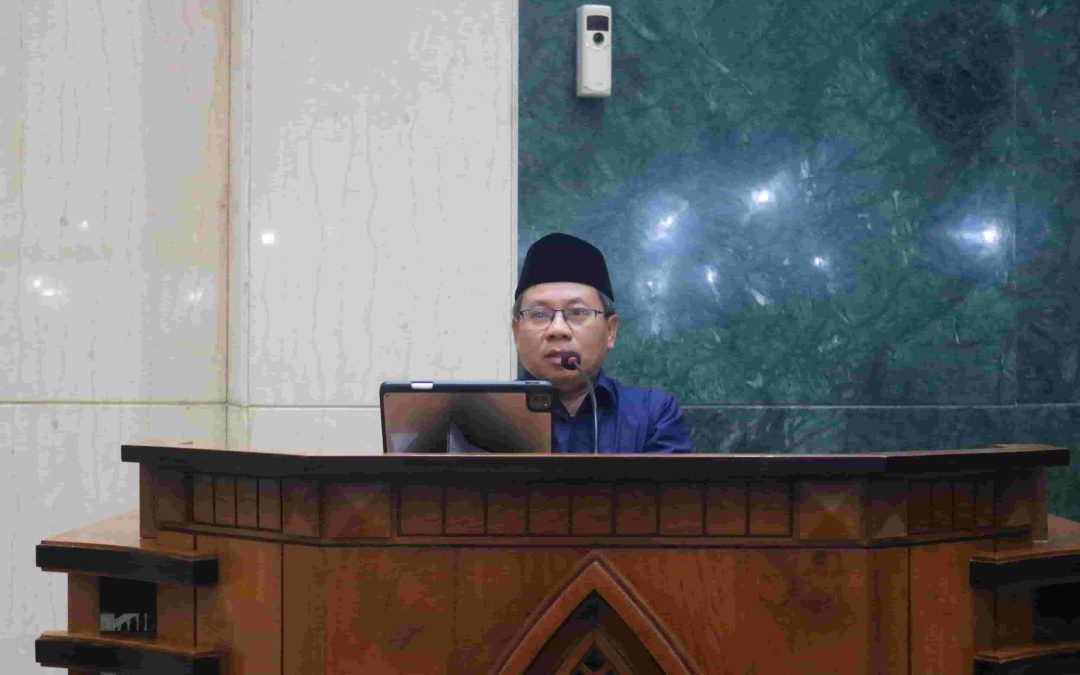 Ceramah Tarawih UAD Membangun Kedekatan dengan Allah dan Sesama