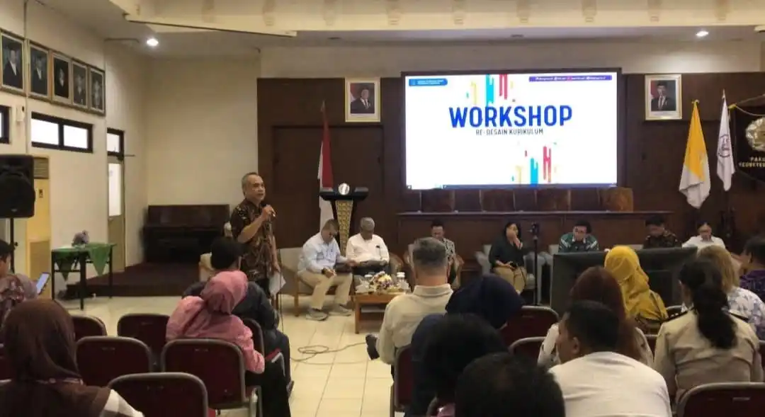 Redesain Kurikulum Pendidikan Dokter Hewan Secara Holistik