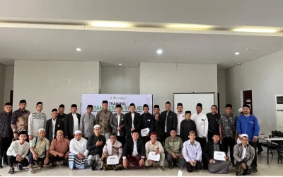 Mengelola Masjid Seperti CEO: Ikhtiar Baru Kebangkitan Umat dari Zona Madina
