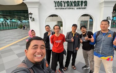 SALING MENYEMPURNAKAN