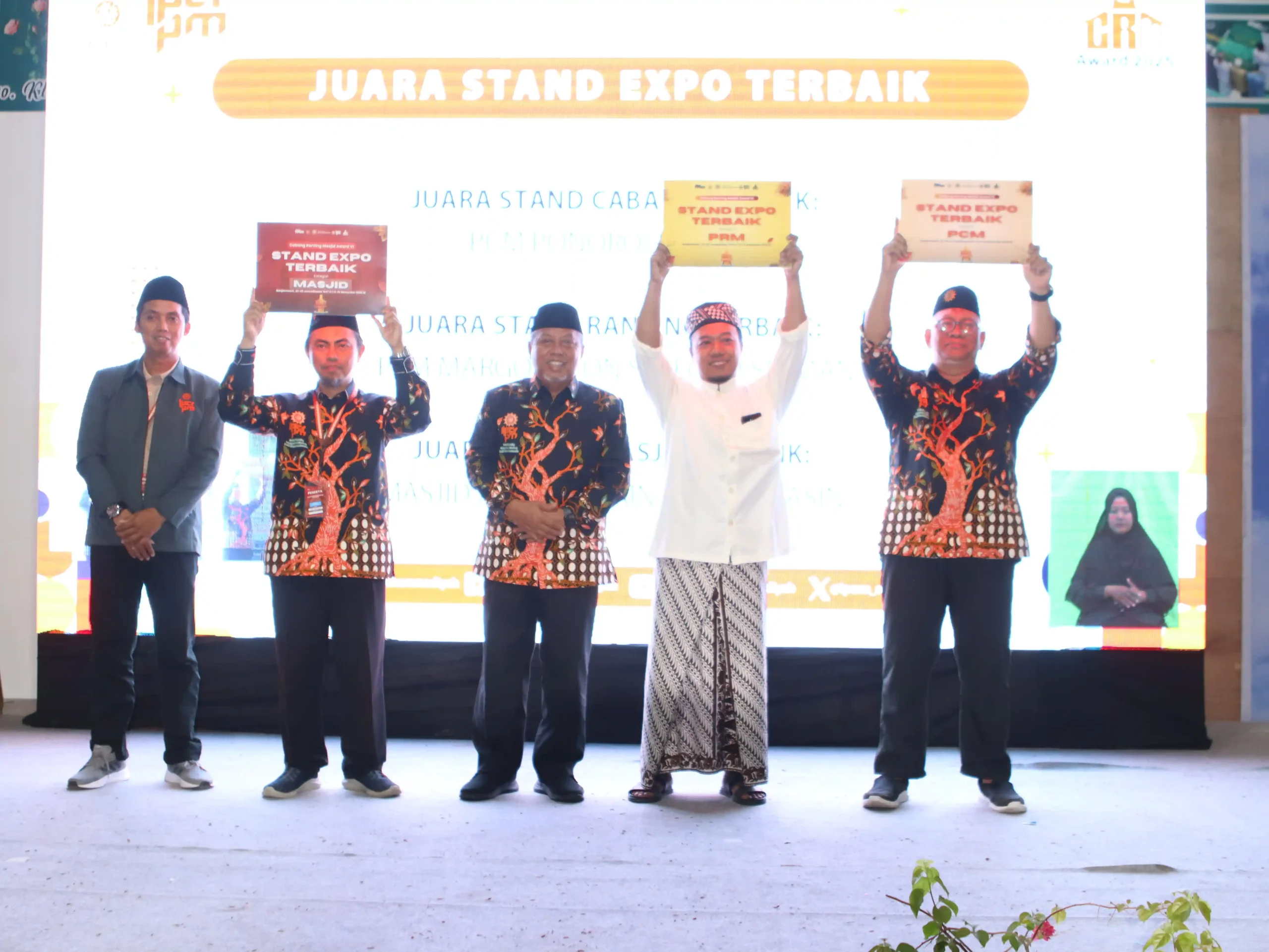 Inilah Tiga Stand Terbaik CRM