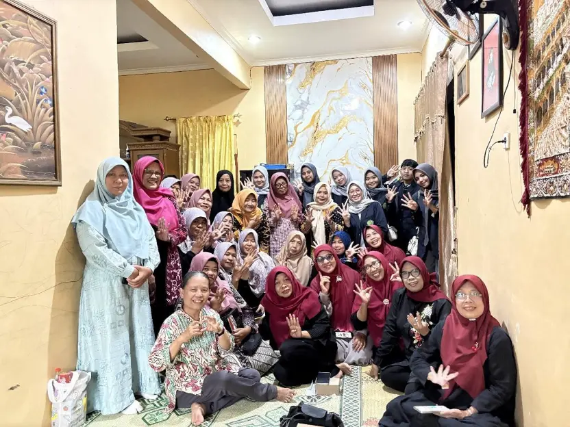 Edukasi Pola Makan Sehat Bagi Lansia di PRA Balecatur