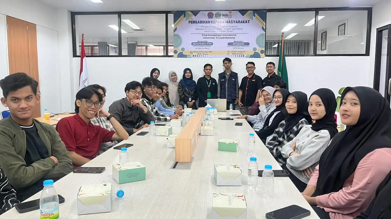 LAZISMU UNISA Bandung Dan Kerja Di Ruang Kesunyian