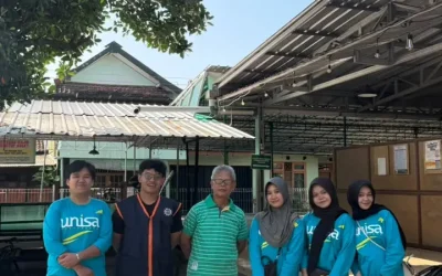 Mahasiswa UNISA Bersihkan Sumur Resapan di Masjid Al-Irsyad untuk Lingkungan Hidup yang Lebih Baik