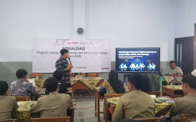 Sosialisasi Program Literasi Digital “Cerdas dan Sehat untuk Remaja” Digelar di SMK Muhammadiyah 4 Padangan