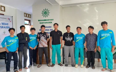 Sulap Ember Bekas jadi Tempat Sampah: Wujud Nyata Fikih Hijau Mahasiswa D4 Keperawatan Anestesiologi UNISA Yogyakarta