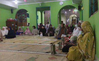Kupas Sifat Ar-Rahman dan Ar-Rahim di Masjid Menayu Kulon, Ustaz Ghofar Ismail Ajak Jamaah Husnuzan saat Diuji