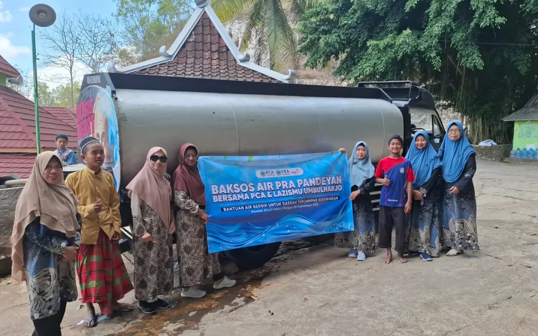 PRA Pandeyan Salurkan 180 Tangki Air Bersih ke Ponpes Ainul Yaqin Tepus, Wujud Nyata Teologi Al-Ma’un